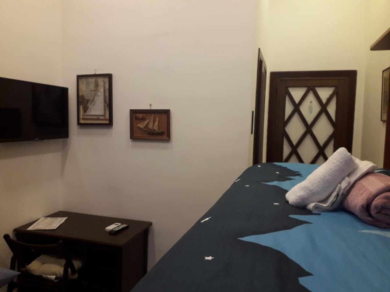 Room Don Carlo Наполи Екстериор снимка
