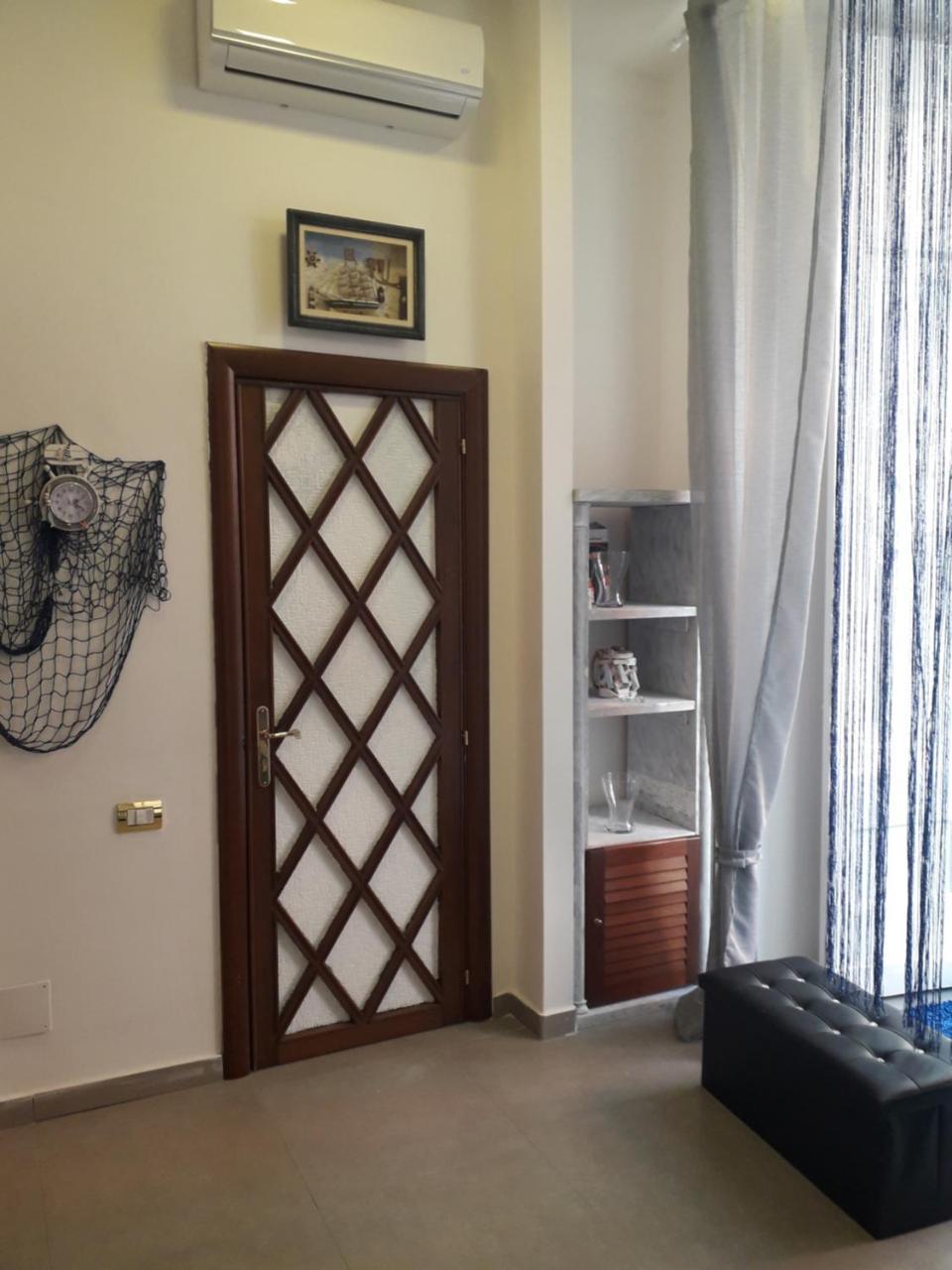 Room Don Carlo Наполи Екстериор снимка